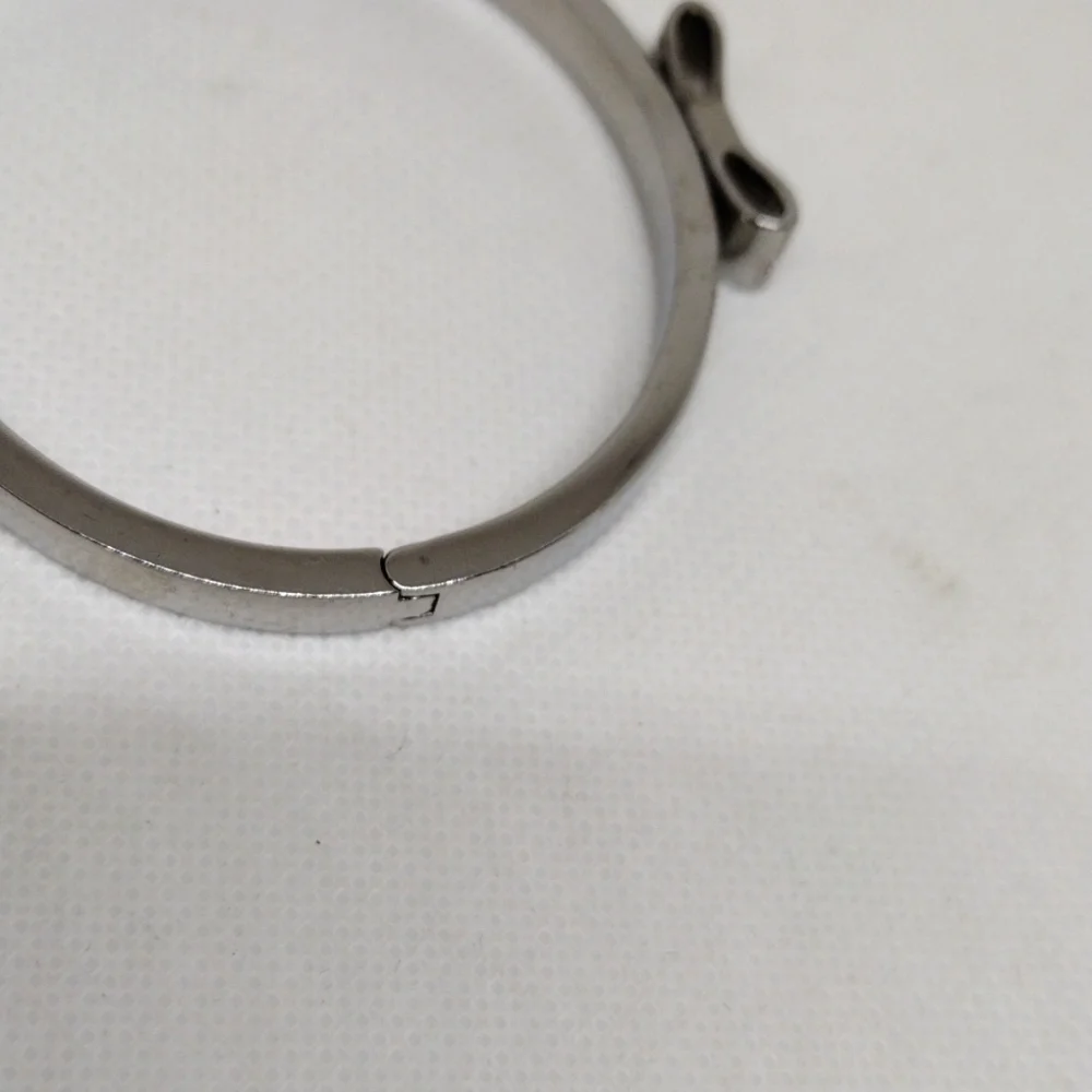 Kate Spade Ready Set Bow‎ Silvertone Crystal Bangle Bracelet
